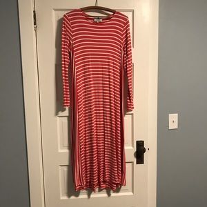 Dainty Jewell’s Coral & White Dress